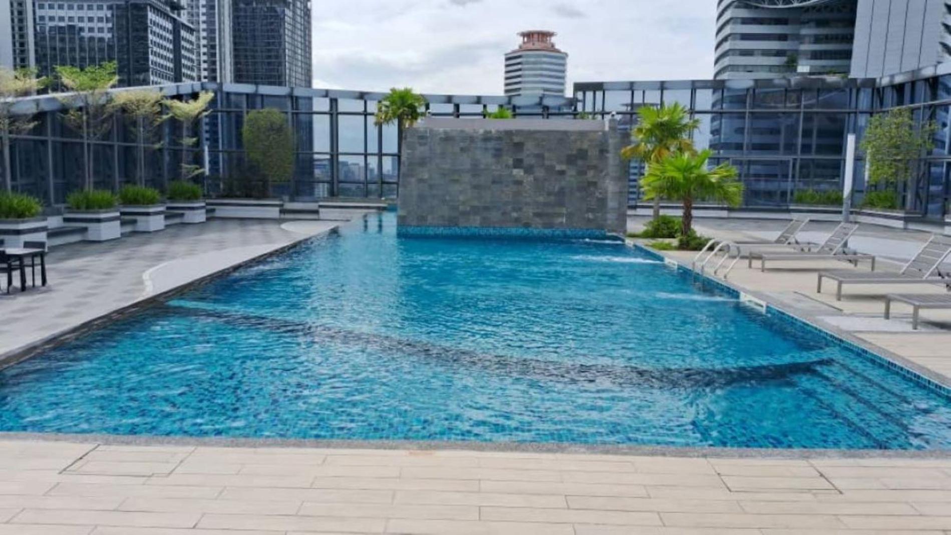 Imperial Regency Suites & Petaling Jaya クアラルンプール エクステリア 写真